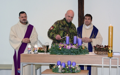 Advent po vojensku.