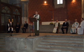 Modlitba za vlast v kapli sv. Barbory v Hranicích.