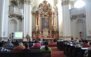 Představení kvintetu Hudby Hradní stráže.