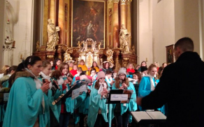 Adventní koncert ve vojenském kostele.