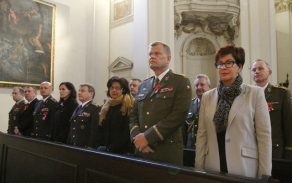 Bohoslužby ke Dni veteránů se zúčastnili zástupci velení Armády České republiky a Ministerstva obrany
