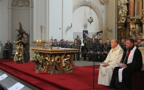 Bohoslužba při uvedení nového hlavního kaplana do funkce